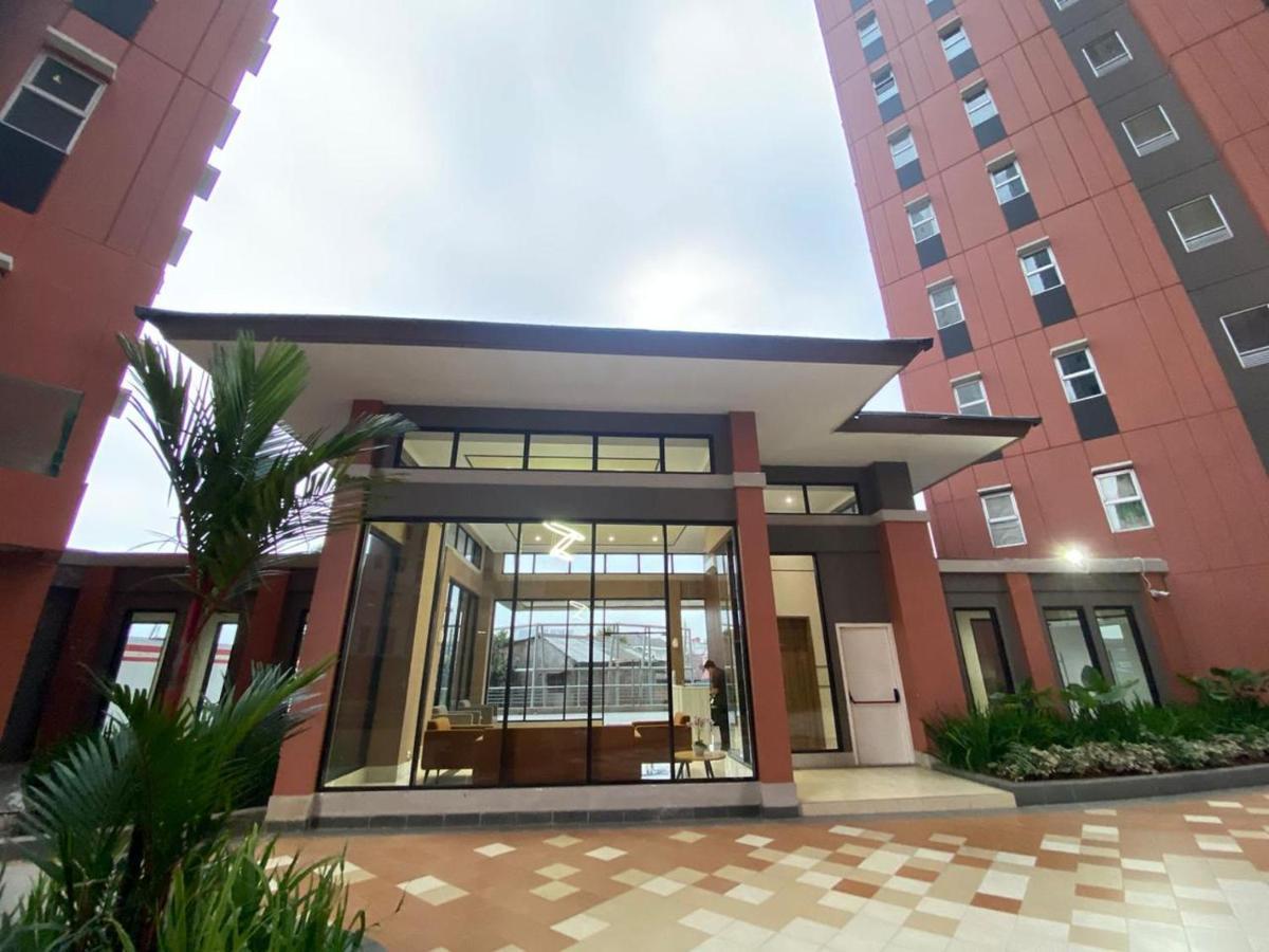 Hotel Shero Transpark Bekasi Exterior foto
